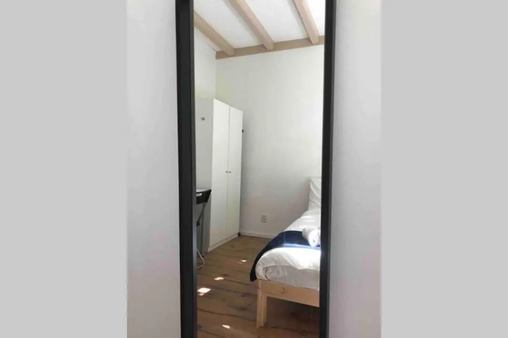 New Cozy Room With Private Bathroom Delft City P-Room 1 Apartment